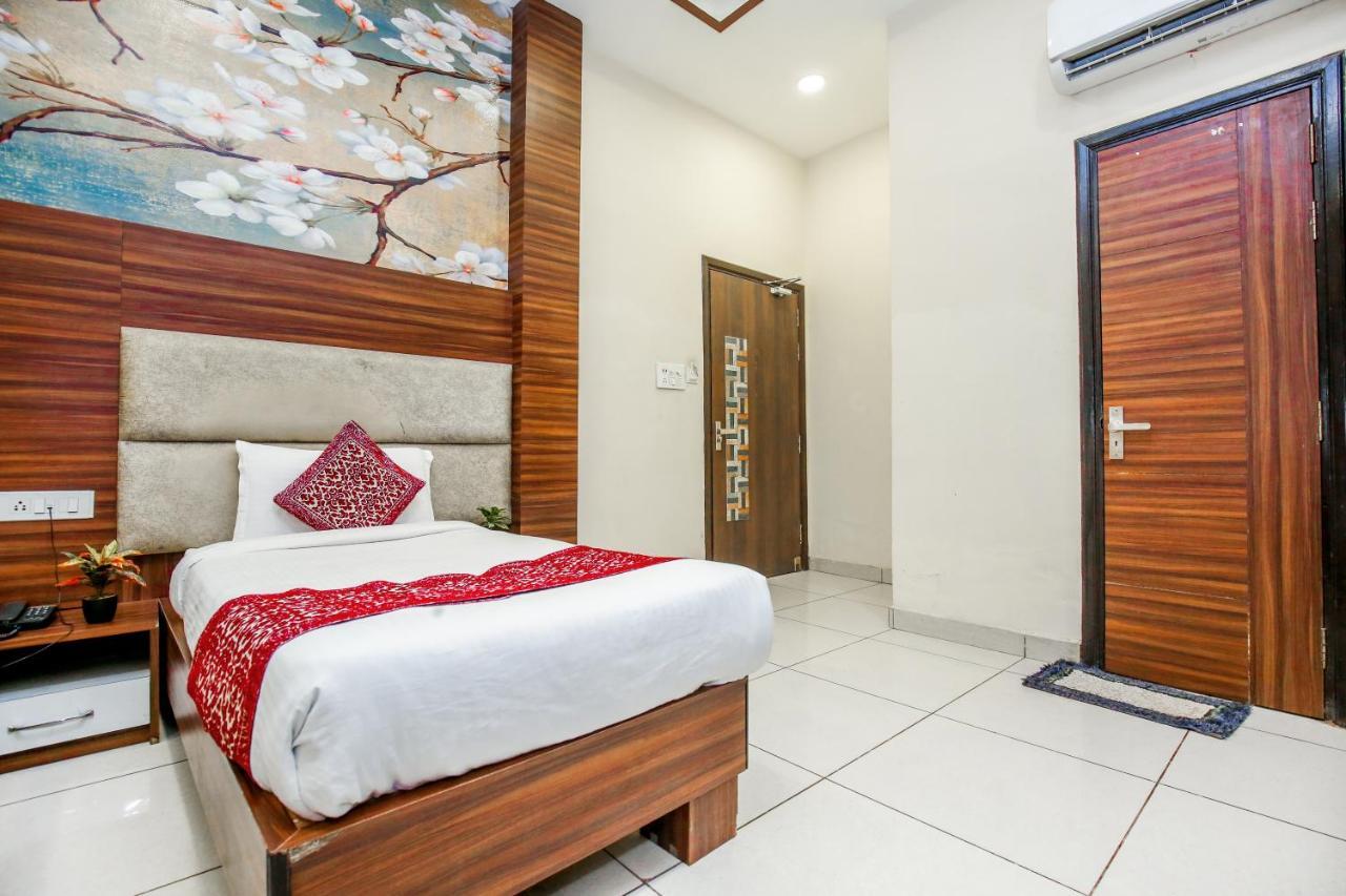 Hotel Karan Residency - 5 Min Walk From Golden Temple أمريتسار المظهر الخارجي الصورة